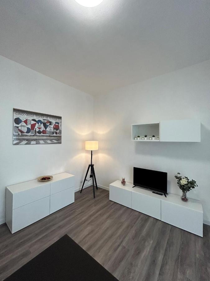 Exphome Novate Milanese Esterno foto